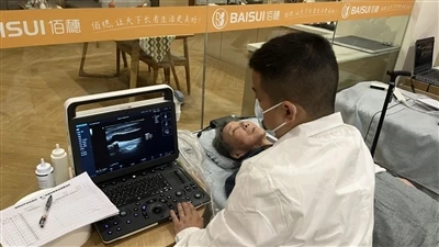 Prendre soin des personnes âgées avec amour : Zoncare soutient les projection...